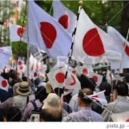 日本は美しくすばらしい国。住んでいる人も温和で優しい。美しい日本は、つけ込まれています。外は侵攻する中国や朝鮮、ロシアなどの脅威。内は、多くの偽装、確信売国政党の跋扈という国内の憂慮。負けてなるものか。私は、この国と日本人を信じます。