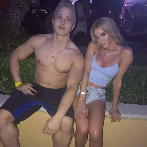 At XS night club aka my Living Room. #xslasvegas #typicalsunday #xsvip #cabana #clubrat #nightlife