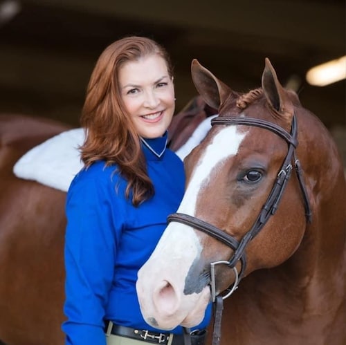 Proficient at poking things with a stick | Runner Up Citizen of the Year | @ZookZangsten ‘s 𝒲𝒾𝒻𝑒 |𝚃𝚎𝚡𝚊𝚜 ⭐️| Chr...