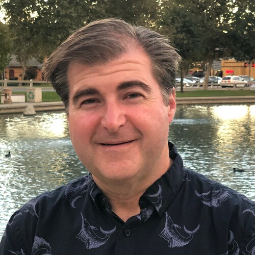 Conservative that loves God, family, country, the beach and tacos