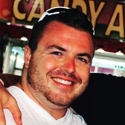 Patriot🇺🇸🇺🇸 holding the line in Cali. Sports fan⚾️⛳️🏈🏒. Foodie🥓🥩🍔🌭🍕🌮. Dog owner of two🐶🐶. Jesus believer🙏...