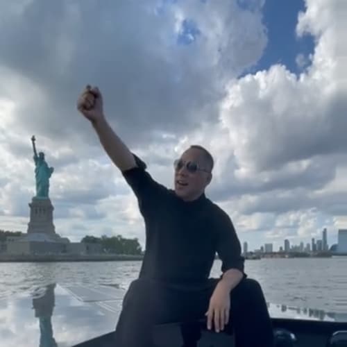 Visit jh2266's profile on GETTR. View their posts, photos, videos, and connect with them on the social platform.