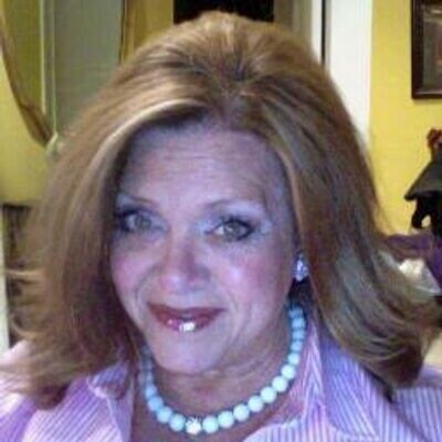 Love my Lord Jesus🌹

My Family and Dogs

Praying for The Last 
✨Great Awakening✨