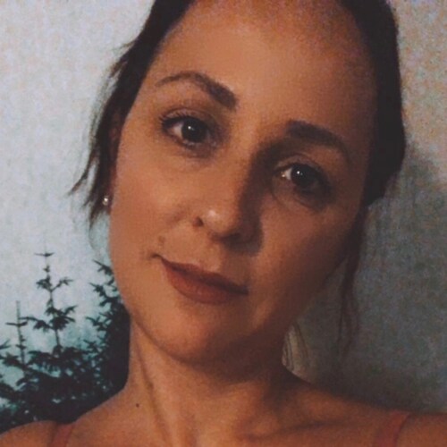 wife, mother, vocal libertarian, martini consseuier, extroverted introvert, lifelong learner
