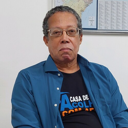 Ativista social, amante das artes e expressões culturais diversas. Católico apostólico romano. conservador de perfil lib...