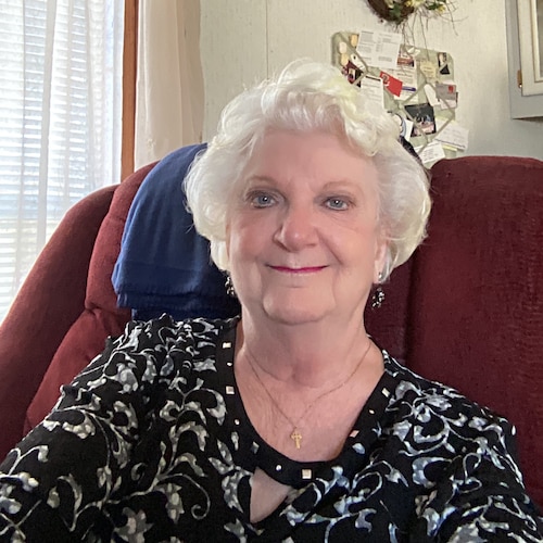 Married, Free Thinker, Mother/Grandmother, Patriot, Christian, America🇺🇸1st, MAGA Forever, President Trump Supporter, 🚫DMs, AFRL-FEDCIVEMP-Retired