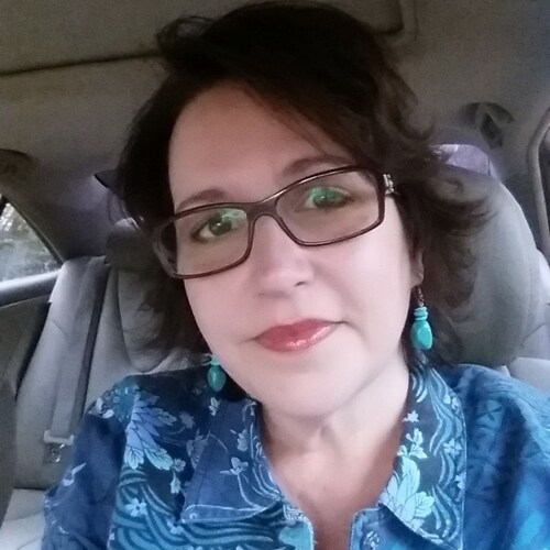 Jesus Follower, Mother, and Mimi -- I enjoy connecting with like-minded people.