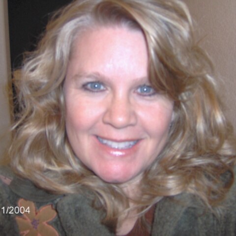 Conservative, Christian, Mom of 2, 3 Grands, Retired, Website Designer now, Animal Lover, Military Dependent, Homesteade...