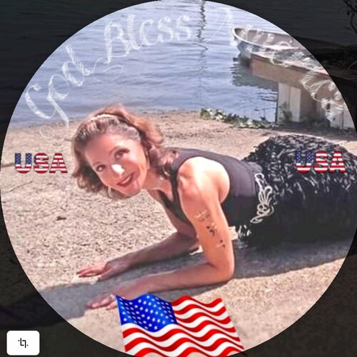 Wife ♥️ Mother ♥️ Fitness Professional ♥️ Mental Health Advocate/Public Speaker ♥️ Extreme Planker for a Cause ♥️ Planks...