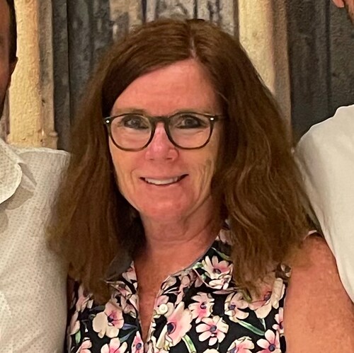 Mary Powell 🍊🧡