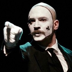 God. Family. Country 🇺🇸 
Here to laugh, get livid, and share some stock insights 🥂 Deleted Twitter. Free Speech Matte...