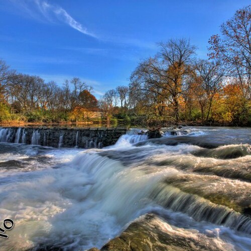 Christian, happily married, conservative & follow a keto healthy lifestyle.  I love God, my husband, my family & my coun...