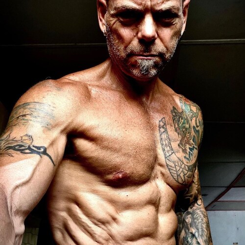 My fitness life never ends. keep yourself HEALTHY and you wont worry about having to be “protected” by Tyranny. 

Be The Warrior.