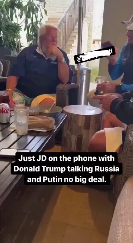 🚨WATCH ~ TRUMP: “I say Vladimir [Putin] if you do it [invasion] we’re hitting Moscow”

@ROHLL5  

