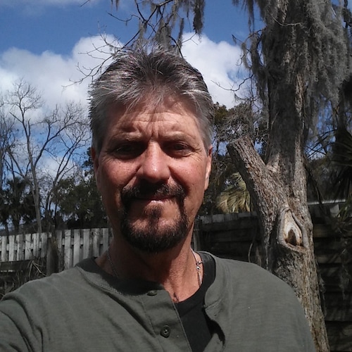 Ex USN, Owner of a Shopping Center Maintenance Company Lead Singer, Guitar for Georgia Southern Band. MAGA Conservative, Christian, TrumpWon