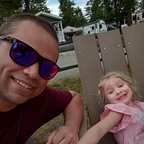 Visit Justin's profile on GETTR. View their posts, photos, videos, and connect with them on the social platform.