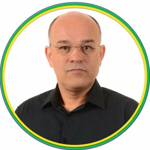🇧🇷 Direita
⚓🇧🇷Militar Veterano 'FE'
Professor
⚖️ Bacharel em Direito.
In God We Trust. ∴Salve Deus∴✝️