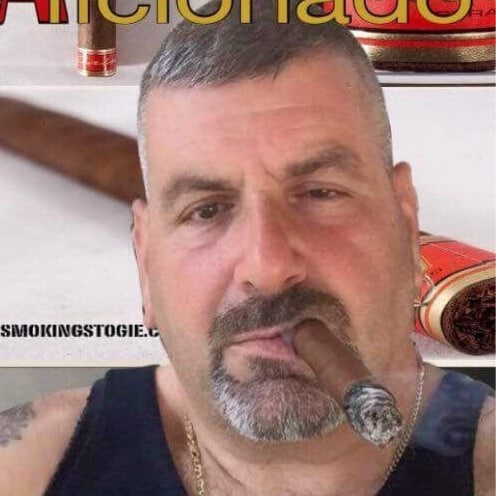 Selbst Denker

"Moralische Empörung ist die Strategie von Idioten, sich selber Würde zu verleihen" 
Marshall McLuhan!