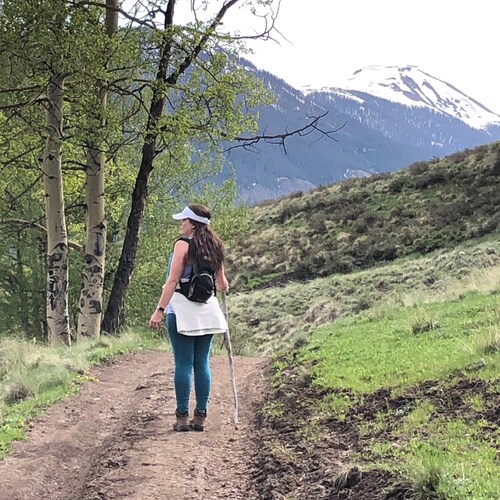 Sinner saved by Grace. Madly in love w/ my husband. Homeschool Mom. Military Mom. Prjct Managr. Chief Cook Bottle-washer...