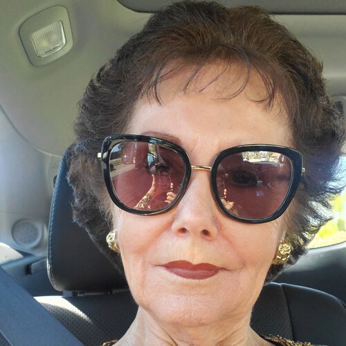 mother&grandmotherof21