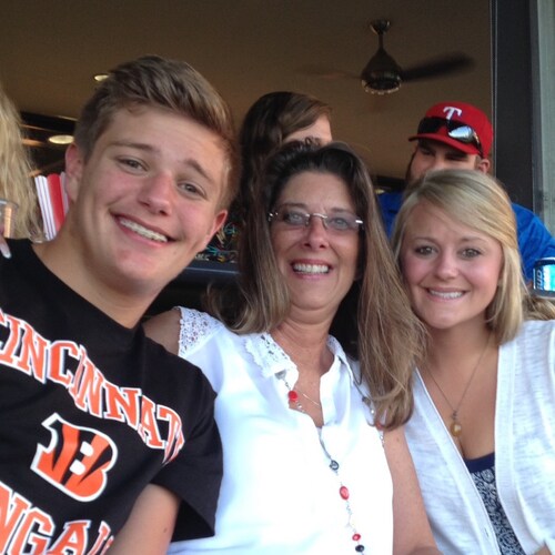 conservative mom, 3 awesome kids, 3 amazing grandkids, and grateful to live in this free nation
