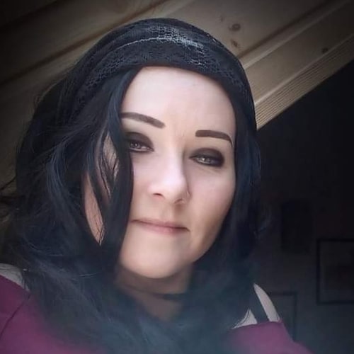 Archaeologist, artist, film maker with an interest in documentaries, politics and ancient cultures.