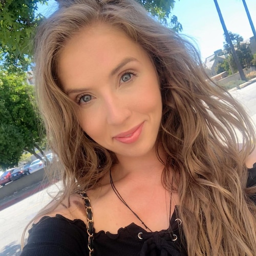 LenaPaul77 on GETTR