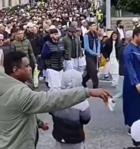 This is Nelson near Burnley. Welcome to New England, isn't diversity wonderful? @BritAnon @ActivePat...
