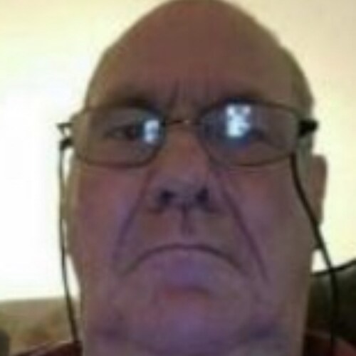 god first ✝️- Father of 4- Proud Conservative- #HilaryForPrison