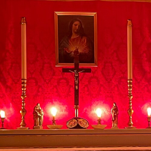 Salus animarus est lex suprema
I cannot read Chinese therefore I do not follow Chinese accounts