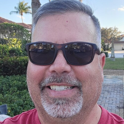 Son / Brother / Father / Christian ✝️ / Patriot 🇺🇸 / USN Sailor ⚓️ / Soccer player ⚽️ / Bicyclist 🚴‍♂️ / Fisherman 🎣 
#MAGA #tilvalhallaproject #codeofvets