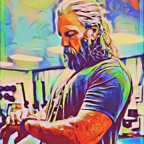 Author, Renaissance Man, Off-Grid. USA Today Bestselling Author. Two book options working in Hollywood. Currently repres...