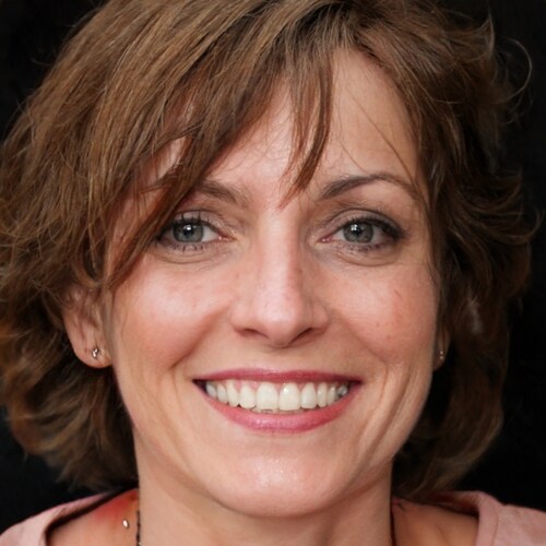 Love God, country and family, in that order! #WorshipAndPrayer
#NoToLockdowns