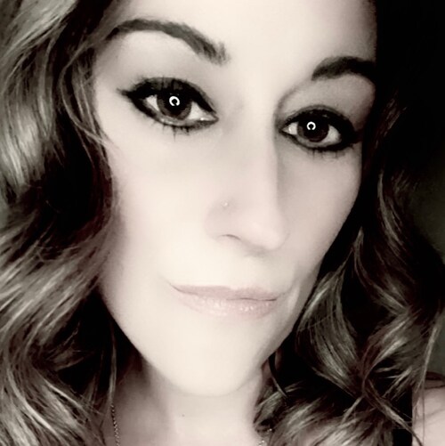 Trump Girl 💯 / Freedom  Loving Patriot 🇺🇸❤️♥️💙Conservative Republican living the good life in Florida  with the Grea...