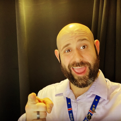 🇺🇸 Founder & Editor @ American Reveille™️ ⚓️ US Navy Veteran, News & Entertainment Media, Entrepreneur, and modern Con...