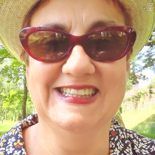 Medium ,Tarologue, Numérologue,Voyance et guidance à distance.
bianchichristine7@gmail.com