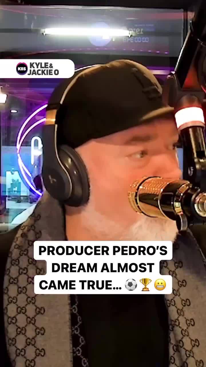 Prossibly the funniest thing you will see today.

So emotional 😂