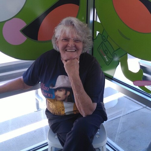 I’m a mom of 5 , a Veteran, God loving , God fearing , shit talk’n ole broad…I 💙America…let’s go Brandon and I support ...