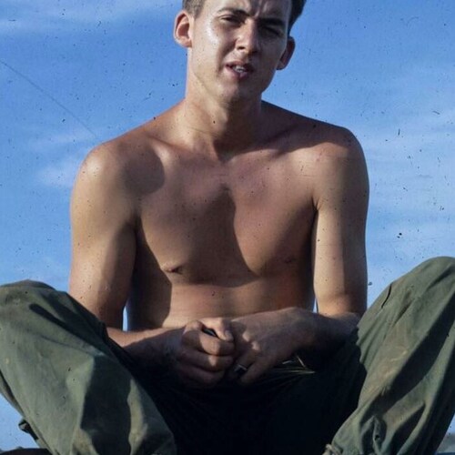 USS Liberty Honorary crewman.  Firebase C-2 Vietnam 1968 DMZ USMC.   Constitutionalist, Nationalist.