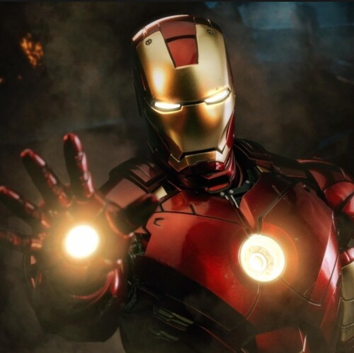 Michigan farm boy who moved to the city. Loves fantasy football, chicken wings, comic book movies, fast cars, my mini ip...