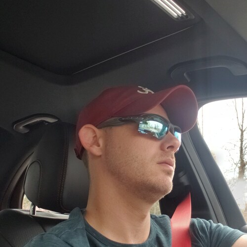 Hard worker with many interests. I have been spending alot of my free time trying ro be an excellent golfer.