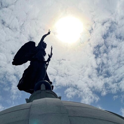 Tree hugging, Democrat voting, 60’s chick, who ran along side Bobby & Ethel’s car, who identifies as an independent beca...