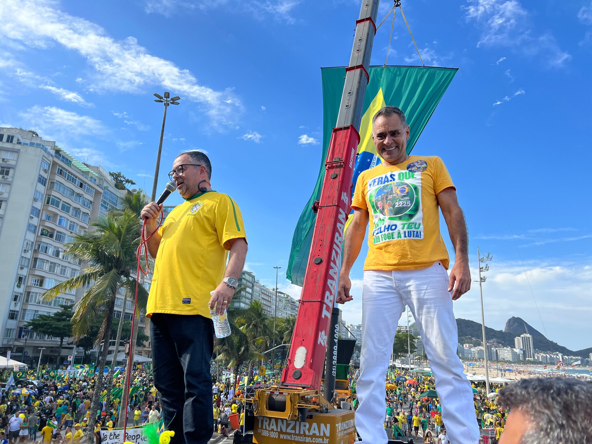 At the top of the world! Will post my remarks shortly. For sure thought I was going to plunge to my death! 🤣 #BicentenarioBrasil @GETTRBrasilOfc 🇧🇷  

