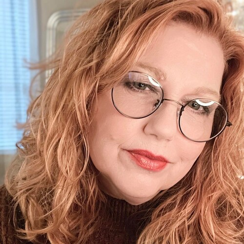 Christian, Happy Wife, Mom, Nana and business owner/retired after 45years! Conservative. MAGA Texas Born and Raised 🇺🇸...