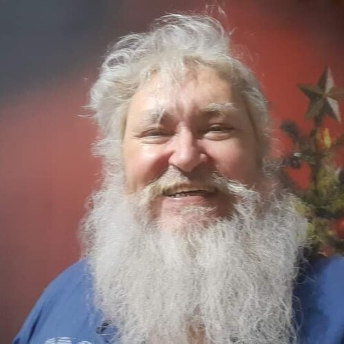 Psicomassoterapeuta SPECHT QiGong 
Arteterapeuta Plástico e Cênico