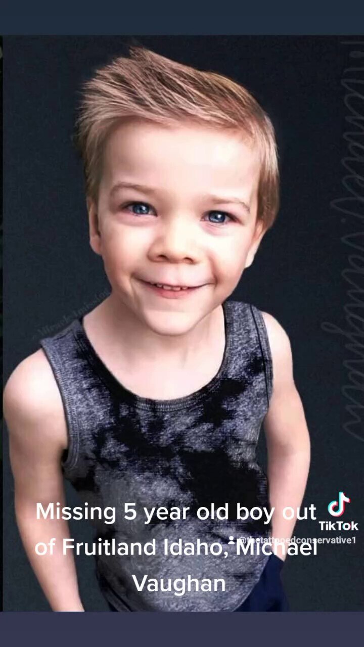 This little dude is missing help me help his family try and find him!