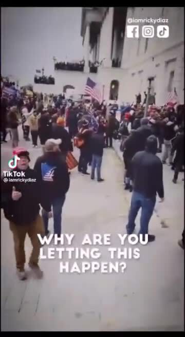 POLICE IN RIOT GEAR TOLD TO STAND DOWN WHILE WATCHING ANTIFA STORM THE CAPITAL BUILDING ON JAN 6TH 2...