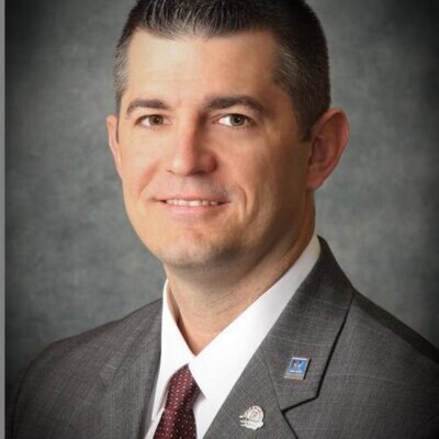 REALTOR who believes in giving back to his community. Die Hard Mets fan & Mets Fantasy Camp alum. Richmond County Conser...