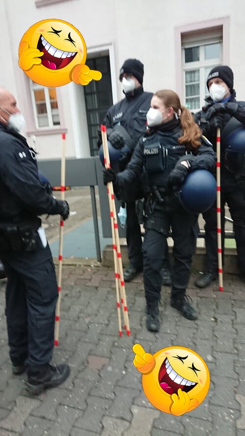 View Der Bayer's post on GETTR. Join the discussion, share your thoughts, and connect with the community.