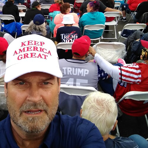 Conservative caring cosmetologist thankful for individual freedoms especially 1st & 2nd amendments! Lover of antiques. A...